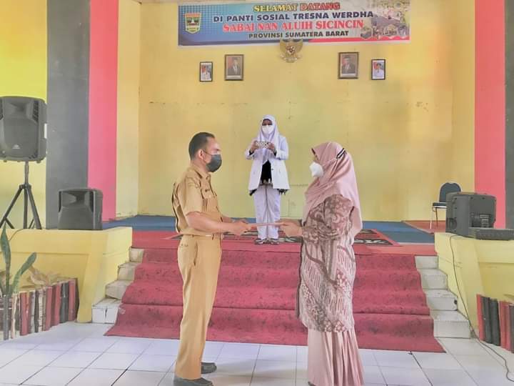 Praktik Klinik Keperawatan Gerontik