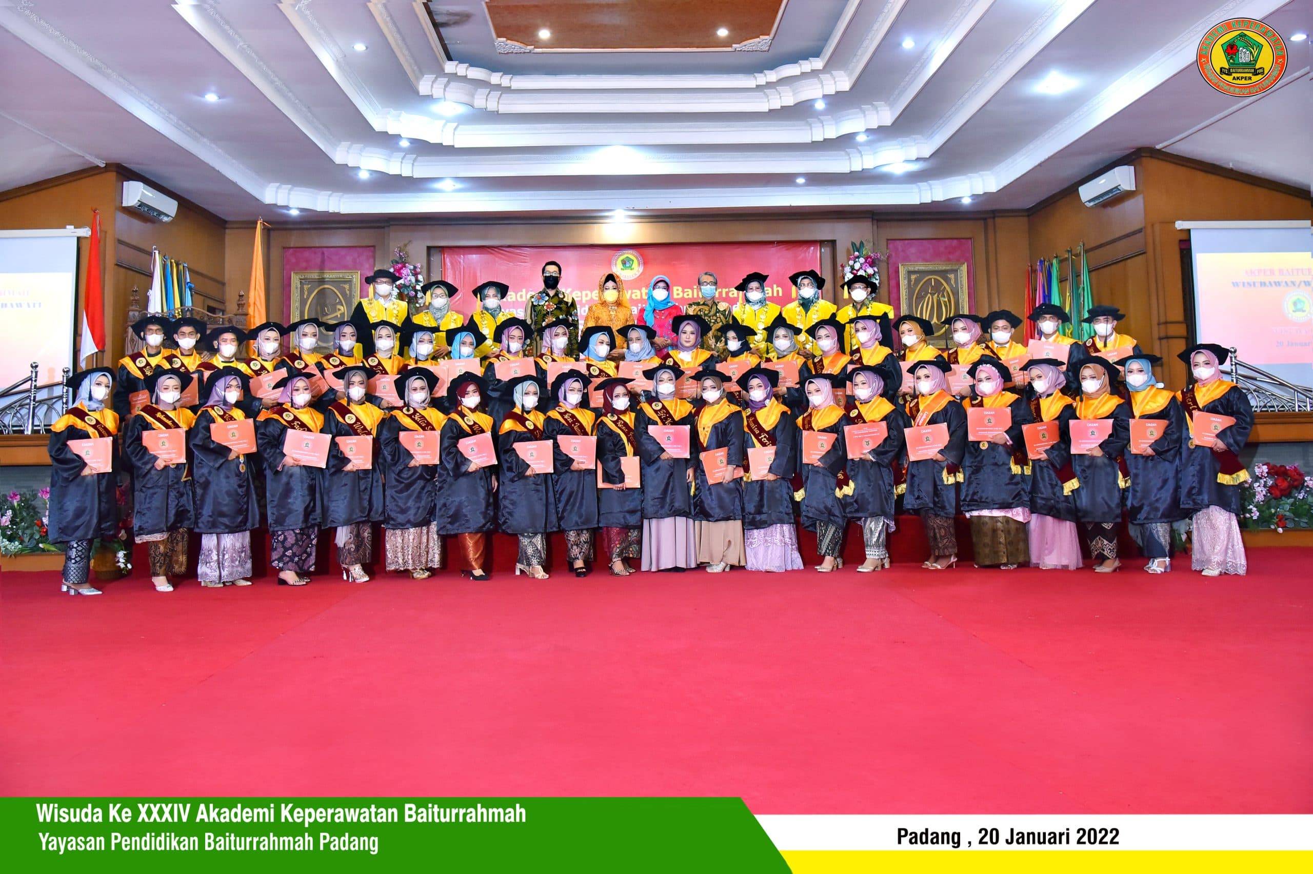 Wisuda ke-34 Akademi Keperawatan Baiturrahmah