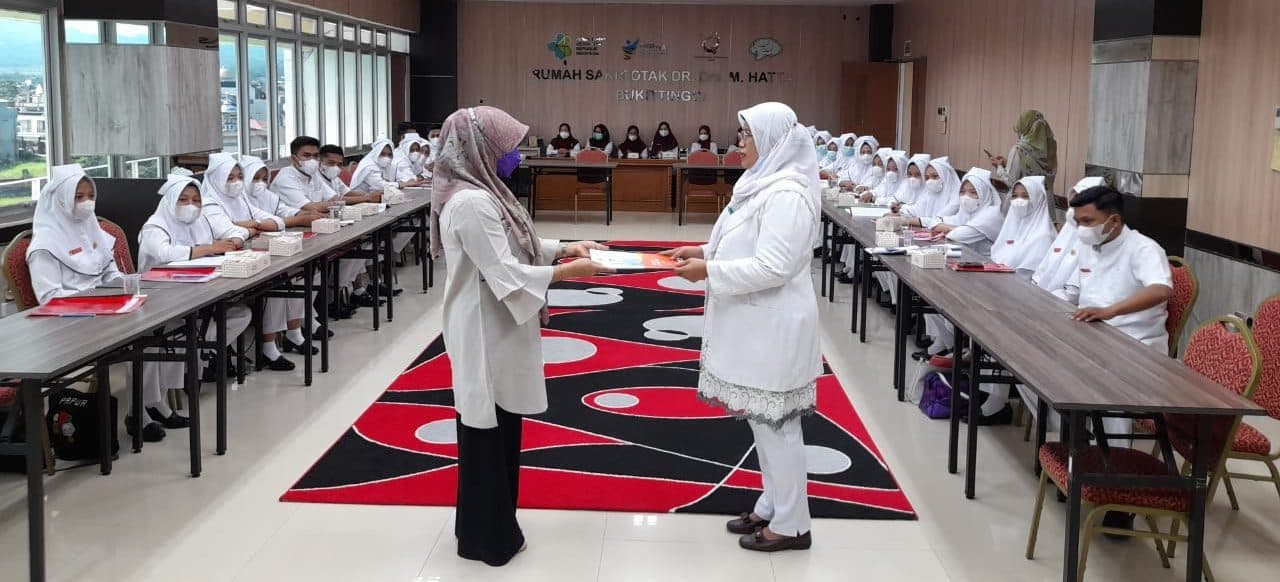Praktek Klinik Keperawatan di RSO DR. Drs. M. Hatta Bukittinggi