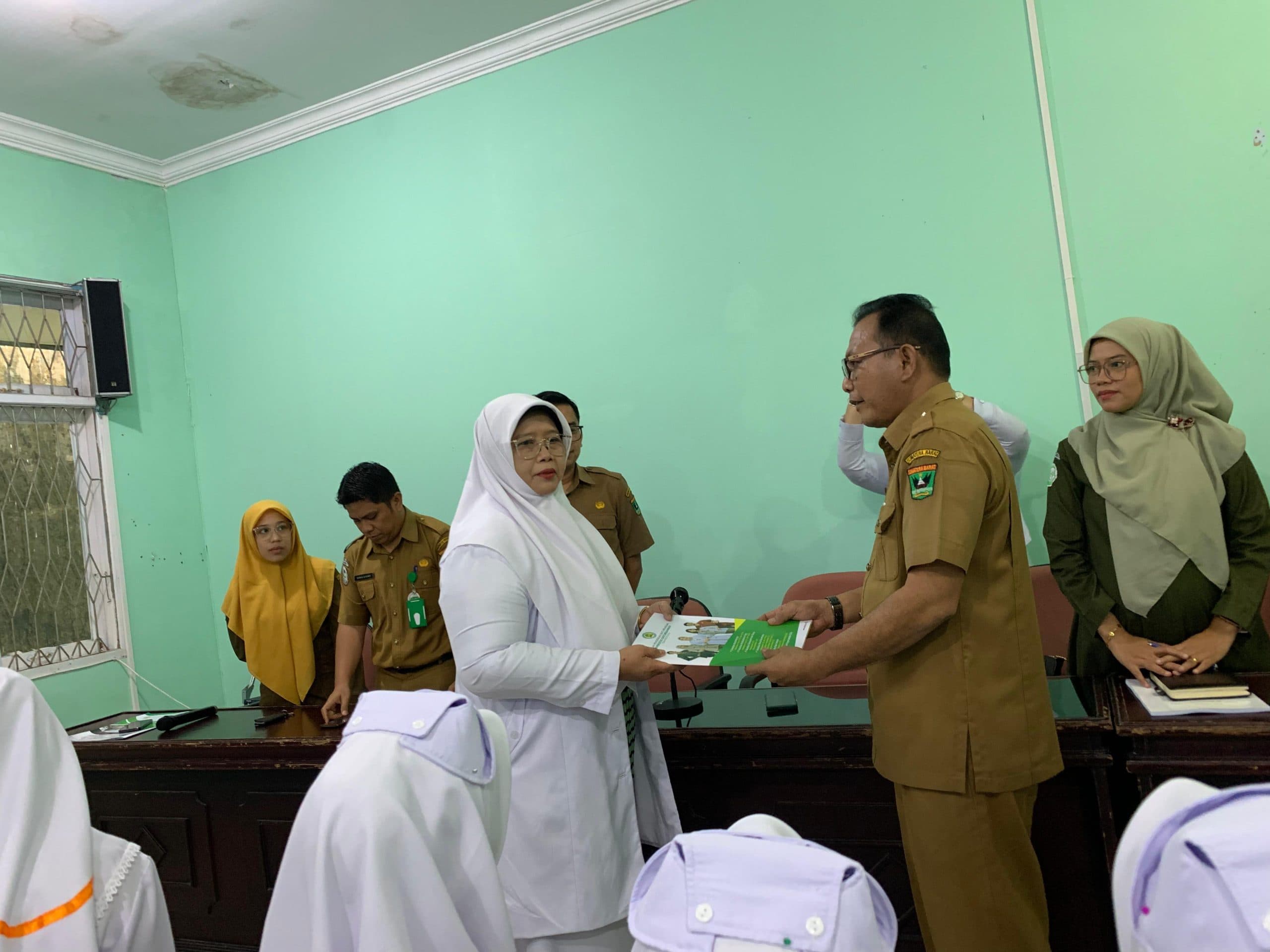 Praktek Klinik Keperawatan Jiwa di RSJ Prof. HB Saanin Padang Tahun 2025