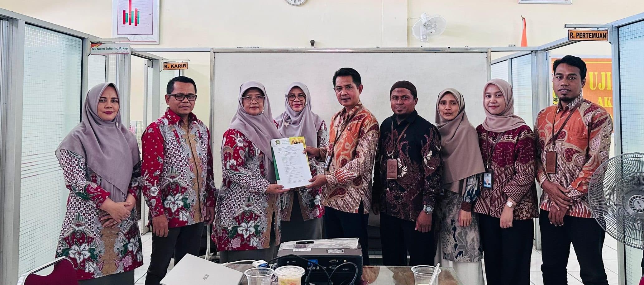 Kunjungan LLDIKTI Wilayah X ke Akademi Keperawatan Baiturrahmah dalam Rangka Monitoring dan Evaluasi Capaian Kinerja Perguruan Tinggi (ME-CKPT)