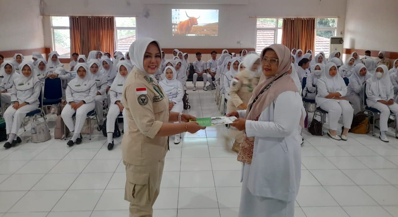Akademi Keperawatan Baiturrahmah Laksanakan Serah Terima Mahasiswa Praktik di RS Tingkat III dr. Reksodiwiryo Padang